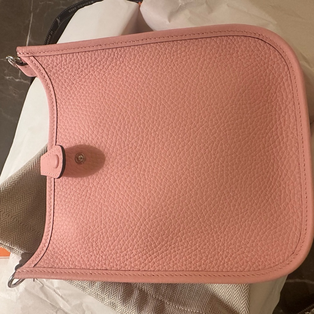 Hermes Mini Evelyne (Tpm 16) Rose Sakura (pink) - Picture 2 of 2